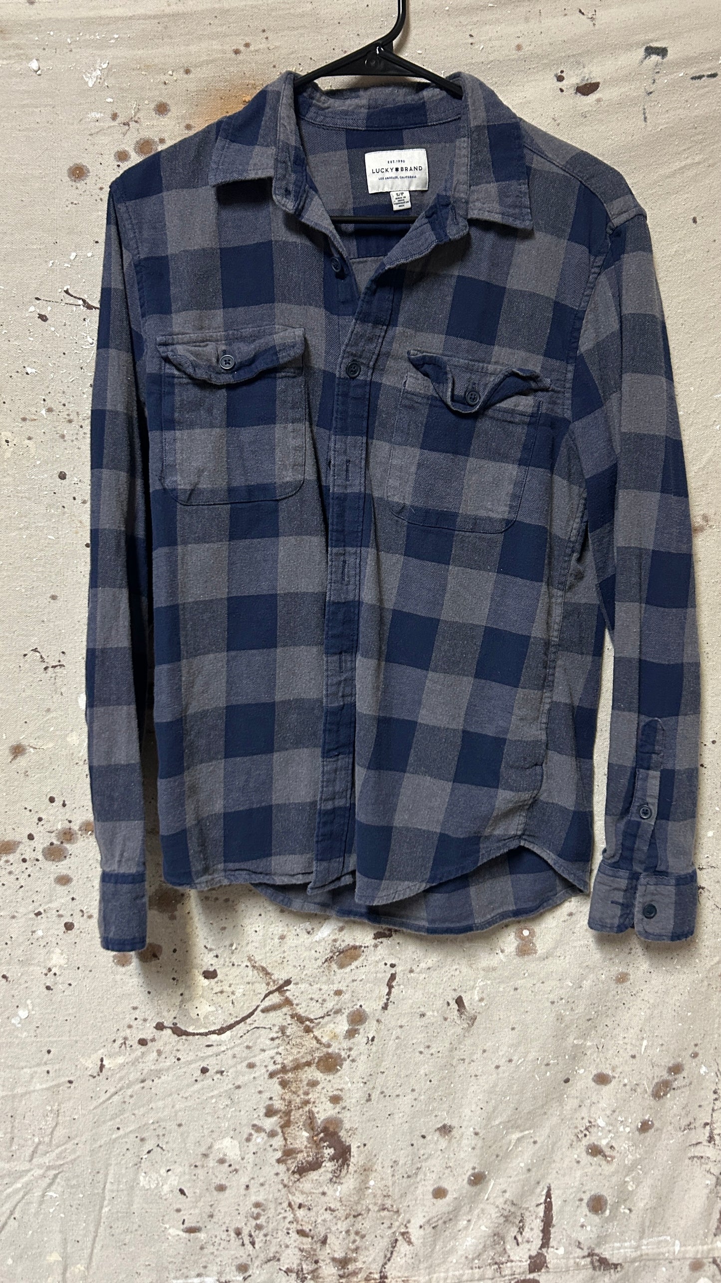 Lucky Brand Long sleeve button down shirt Small