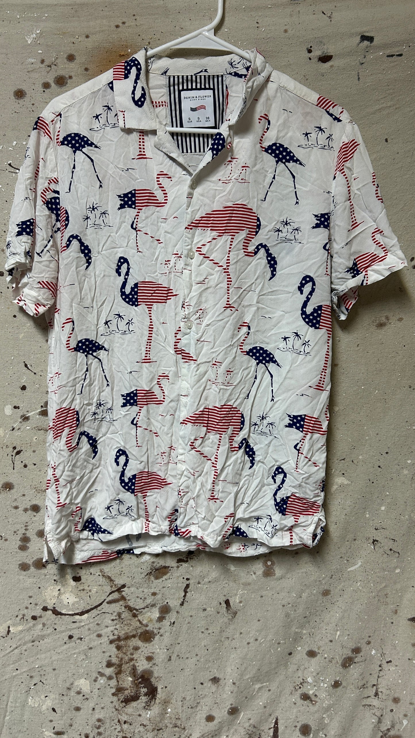 Denim & Flower Short sleeve button down shirt Small