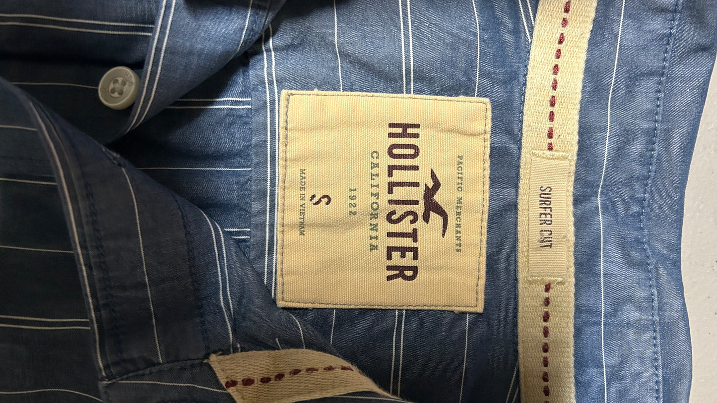 Hollister Long sleeve button down shirt Small Cotton