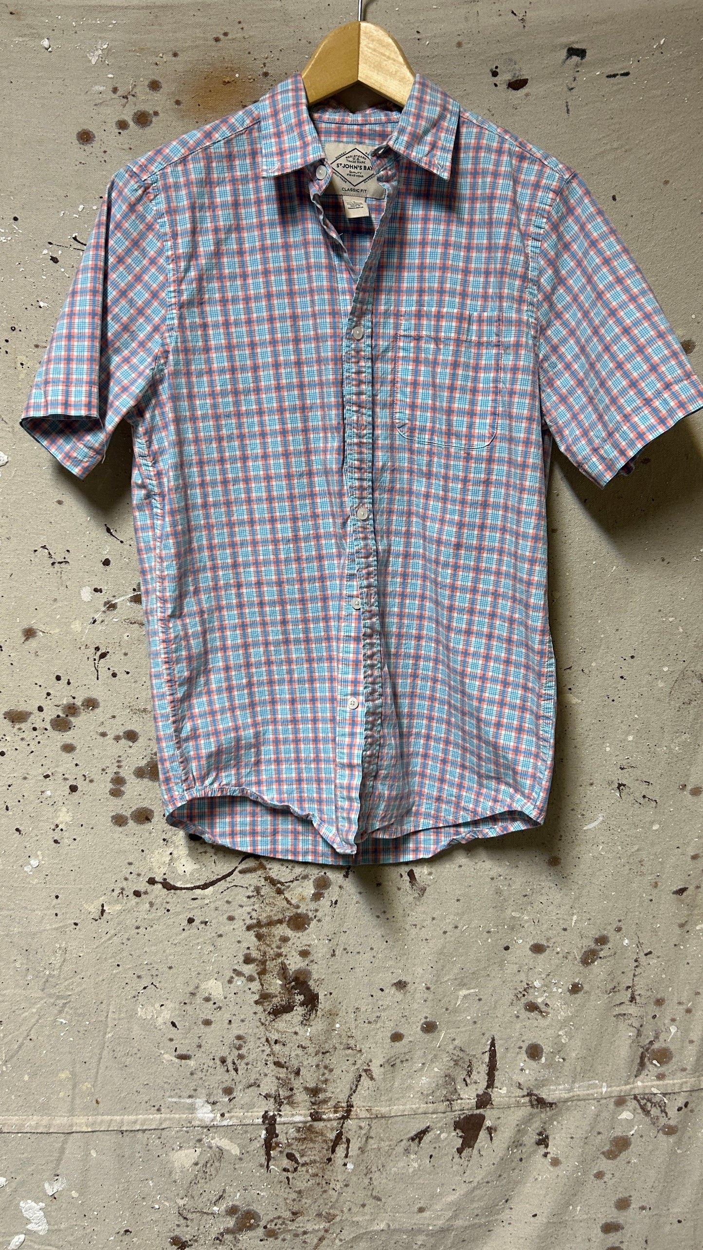 St John’s Bay Short sleeve button down shirt Small