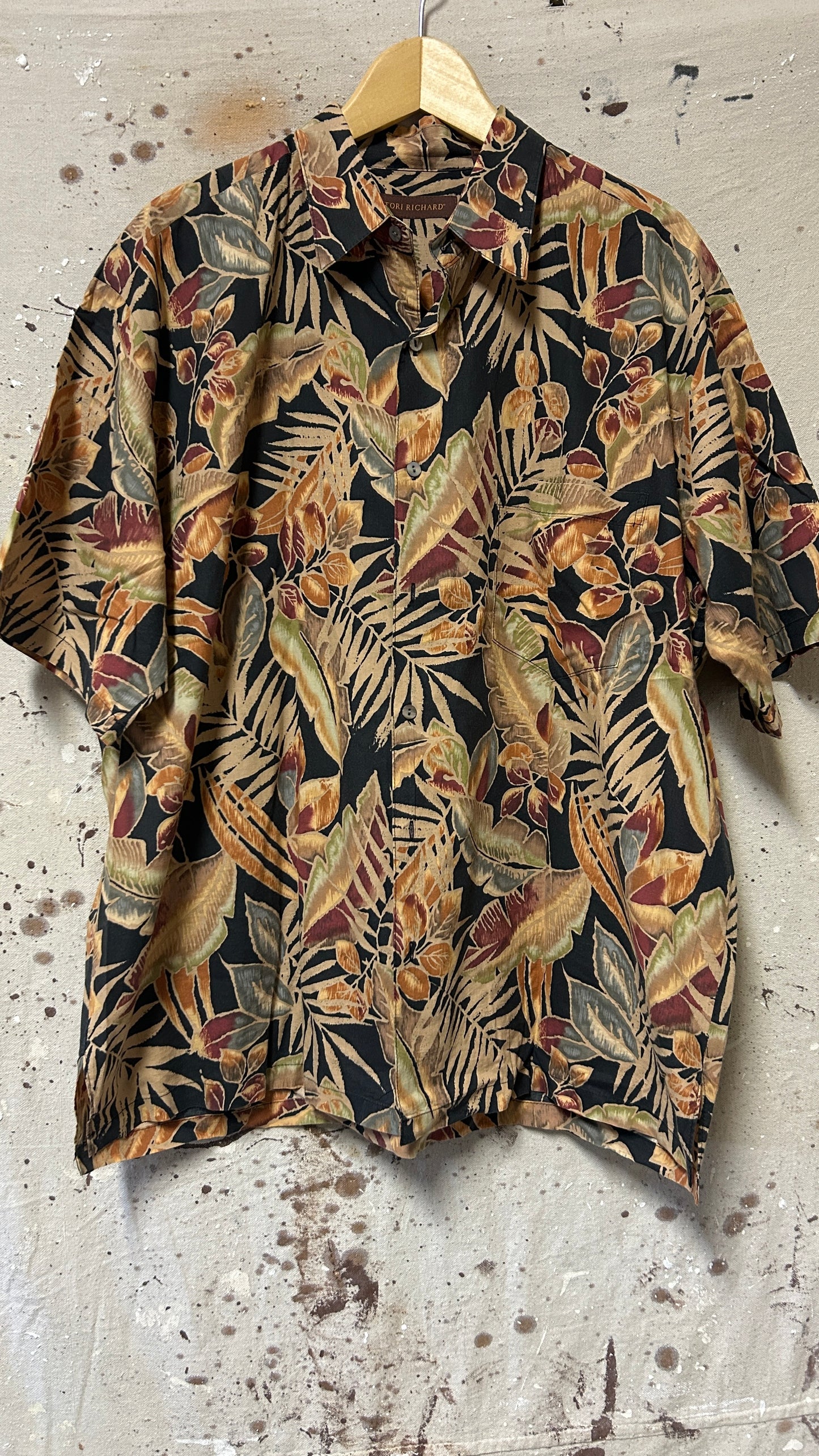 Tori Richard Short sleeve button down shirt XL