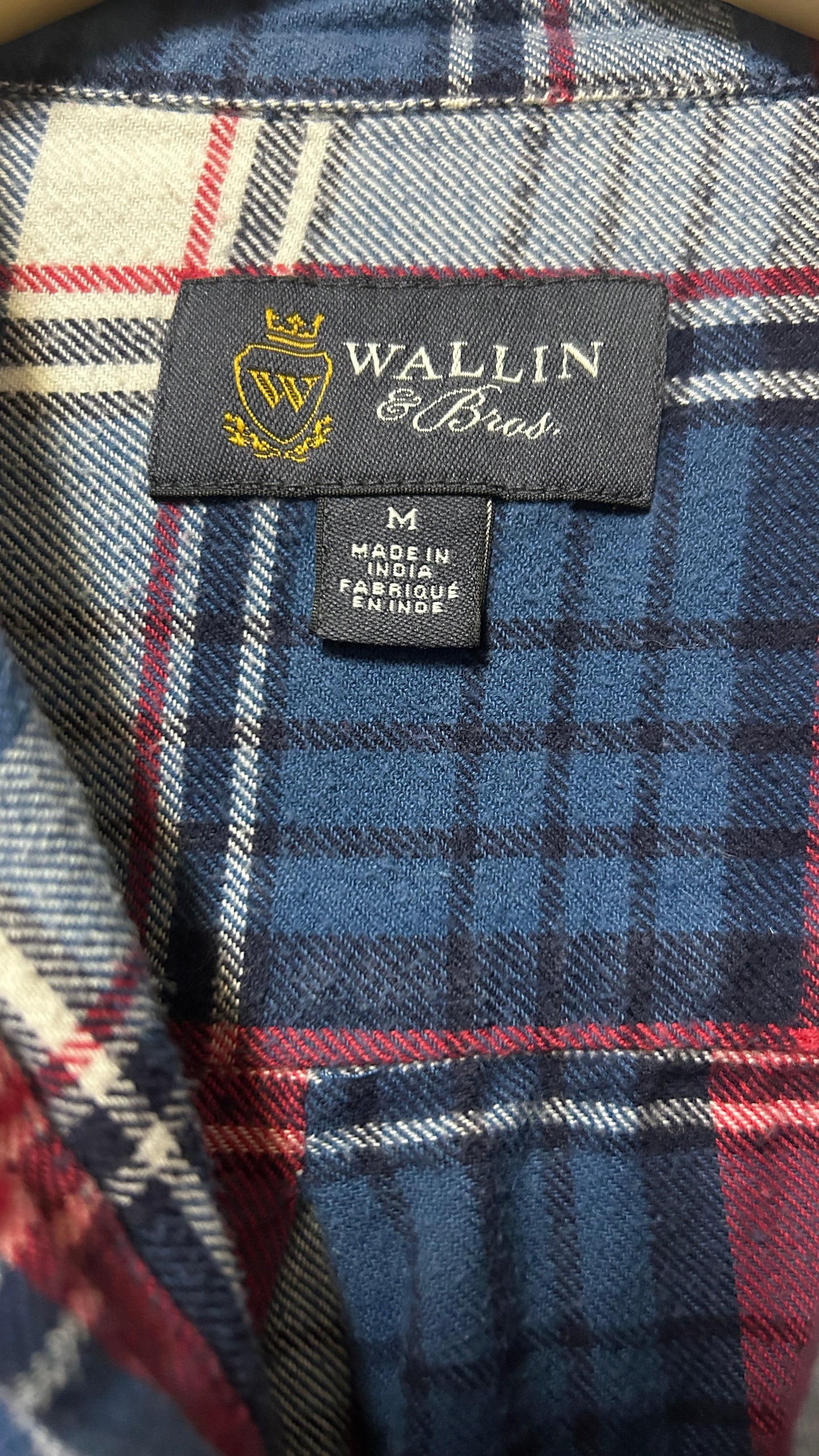 Wallin Long sleeve button down shirt Medium Cotton