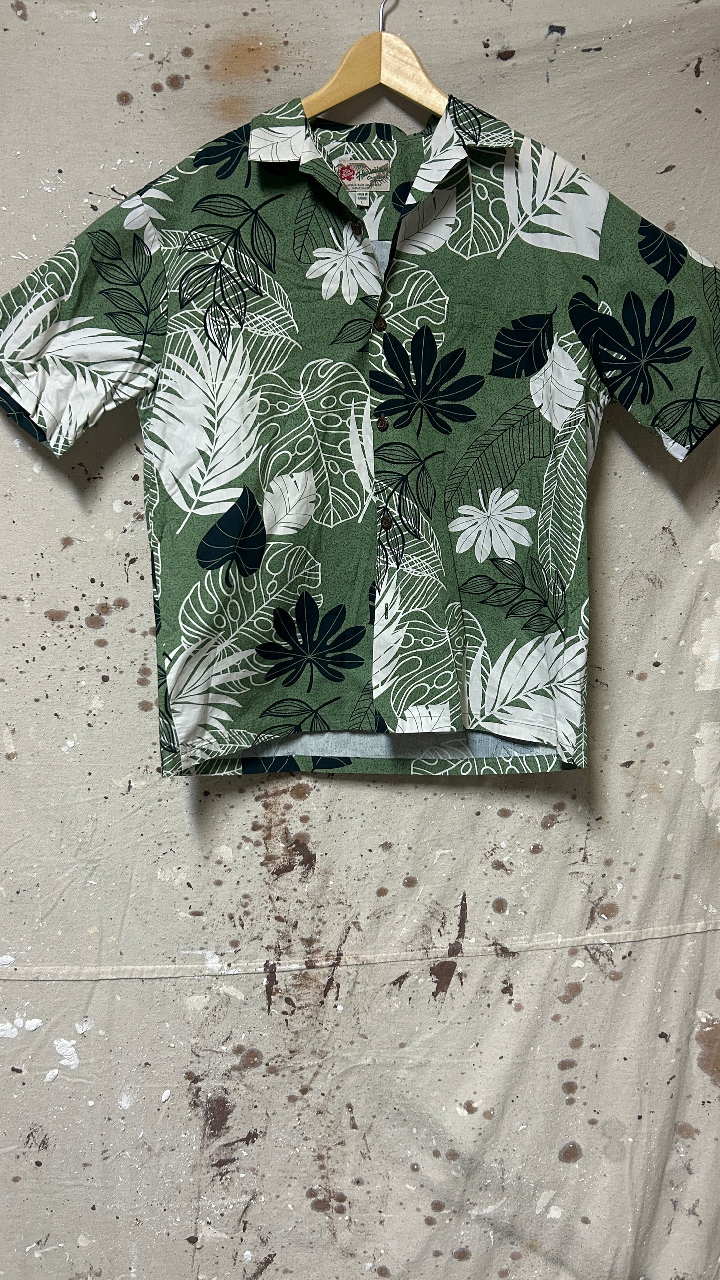 Hawaiian Original Short sleeve button down shirt Large Cotton