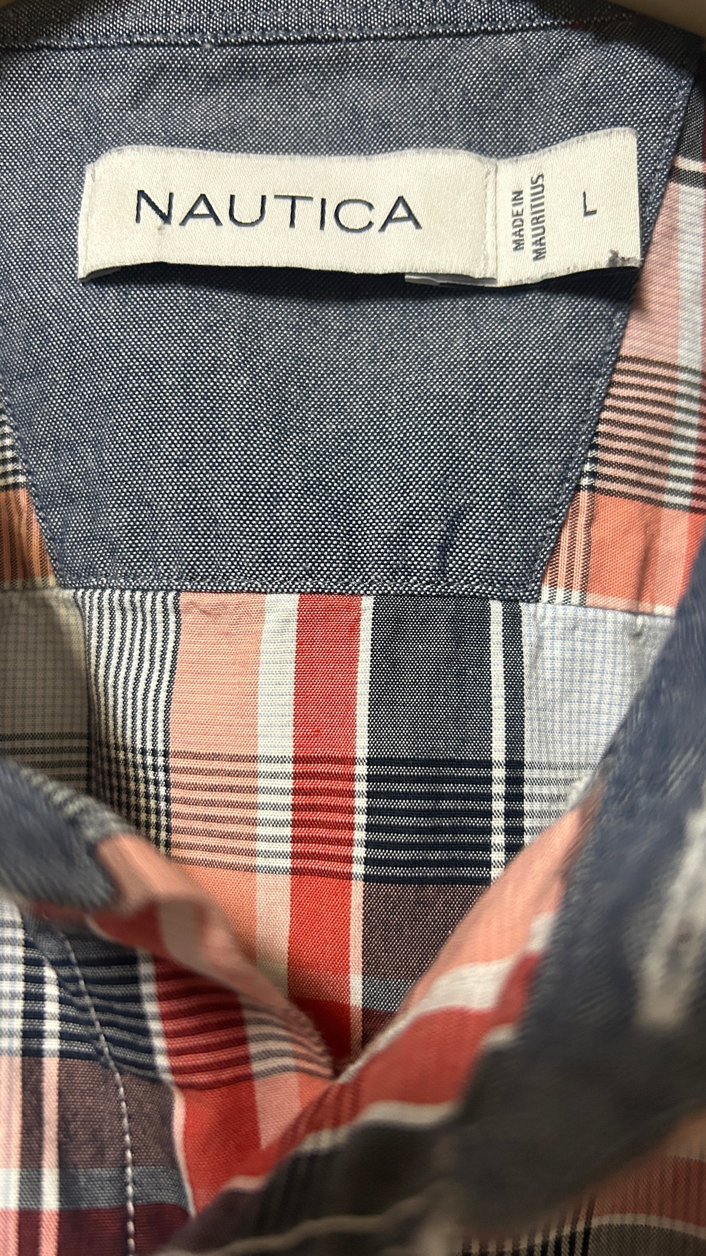 Náutica Short sleeve checkered button down shirt Red Blue Large Cotton
