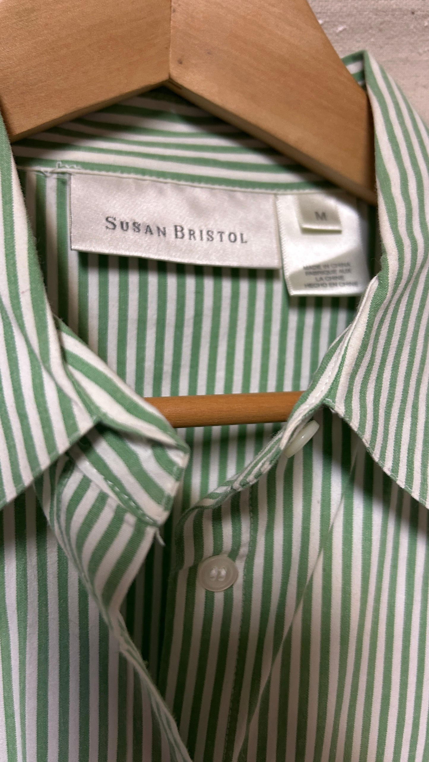 Susan Bristol Long sleeve button down shirt Small Medium