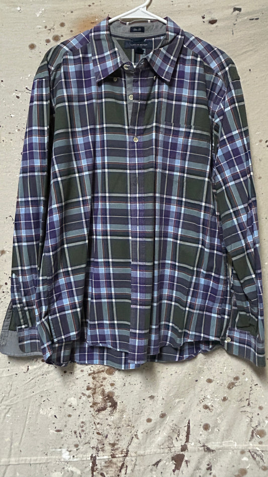 Tommy Hilfiger Long sleeve button down shirt XL Cotton