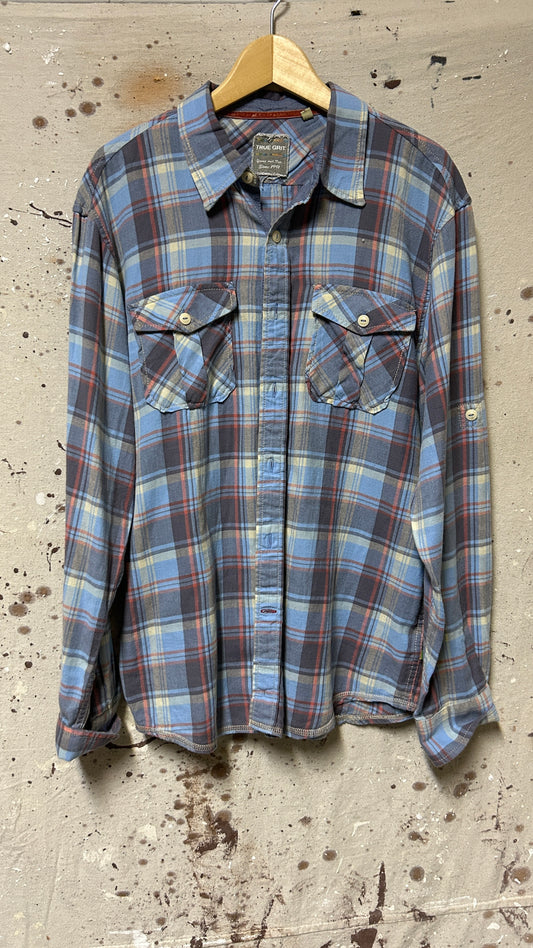 True Grit Long sleeve button down shirt Large Cotton