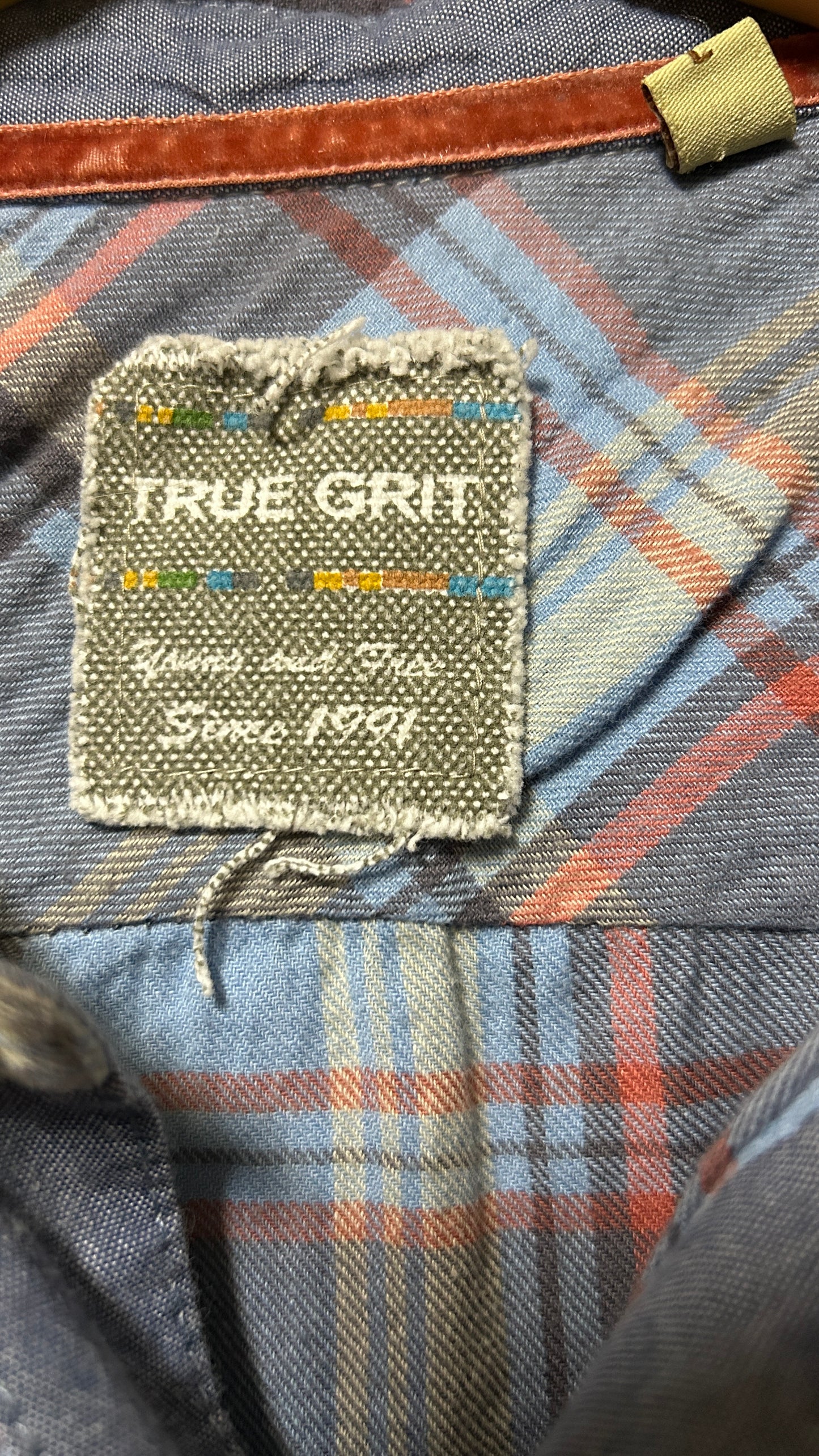 True Grit Long sleeve button down shirt Large Cotton