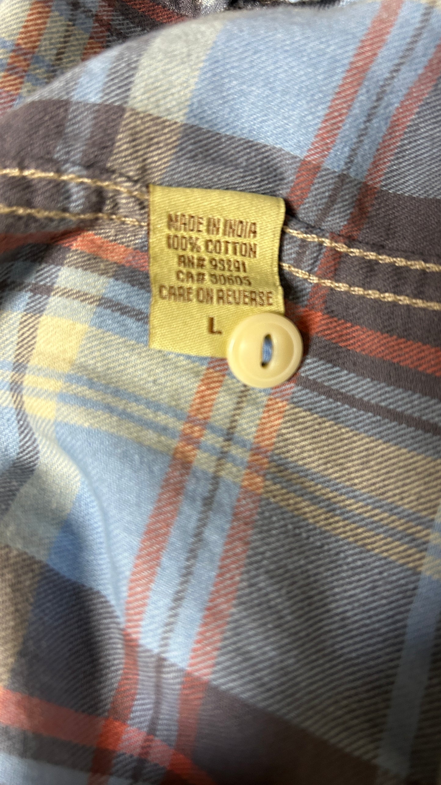 True Grit Long sleeve button down shirt Large Cotton