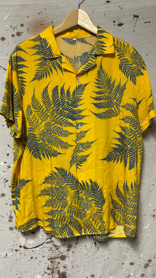No Brand Short sleeve shirt Large