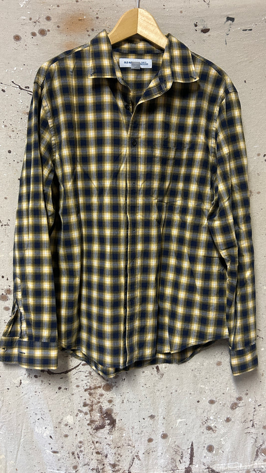 Old Navy Long sleeve button down shirt Large