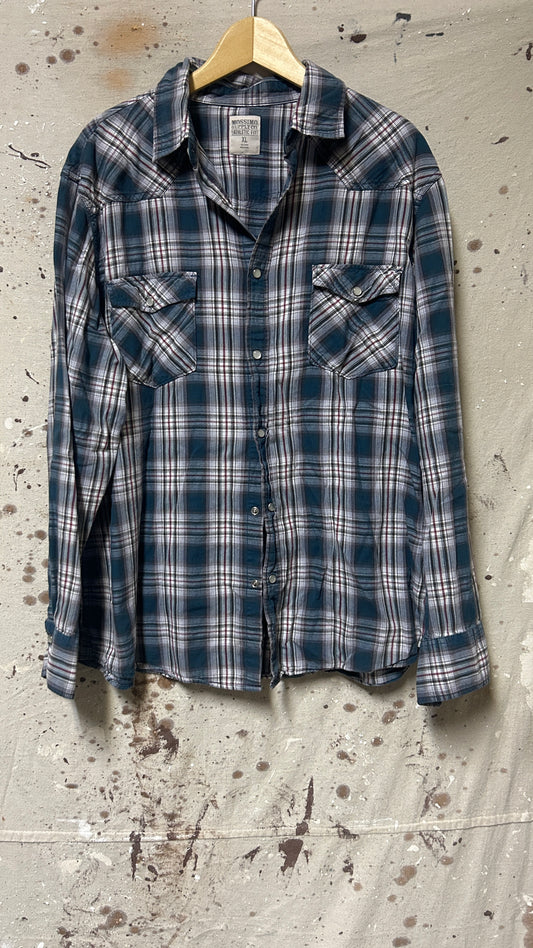 Mossimo Supply Long sleeve button down shirt XL Cotton
