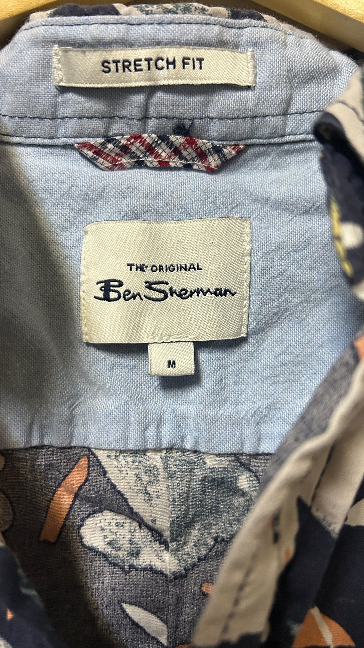 Ben Shirman Short sleeve button down shirt Medium Cotton