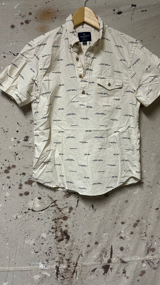 American Eagle Outfitters Short sleeve button down shirt Small Cotton