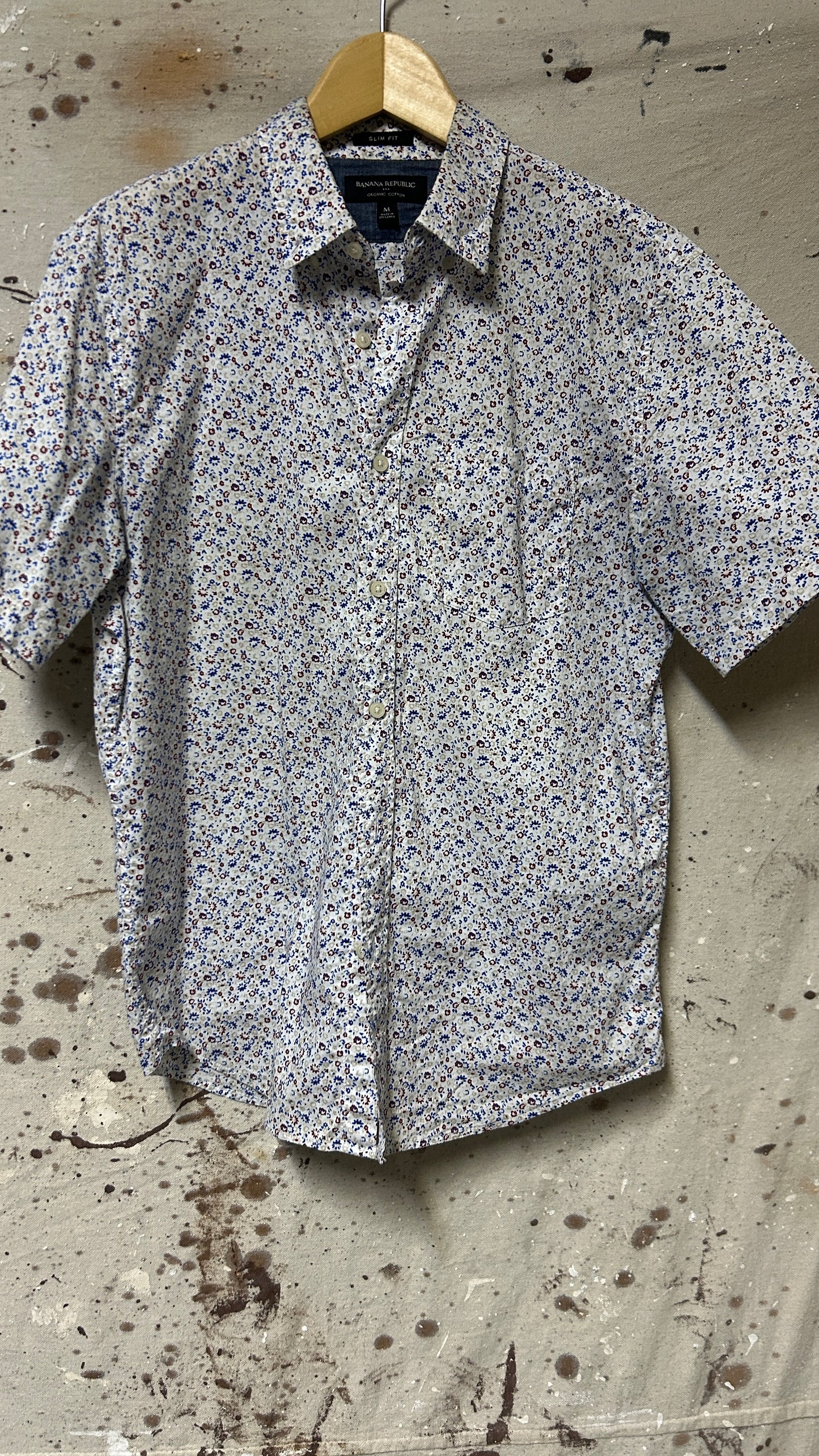 Banana Republic Short sleeve button down shirt Medium Cotton